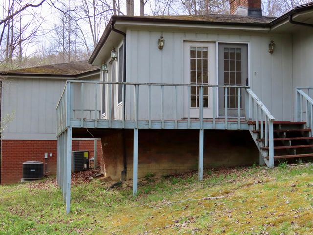 875 McNeil-Corn Creek Road, Rockholds, KY 40759