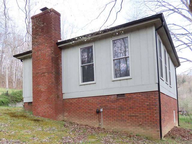 875 McNeil-Corn Creek Road, Rockholds, KY 40759
