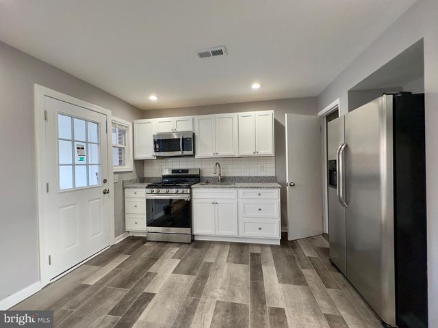 986 DALTON AVE, Baltimore, MD 21224