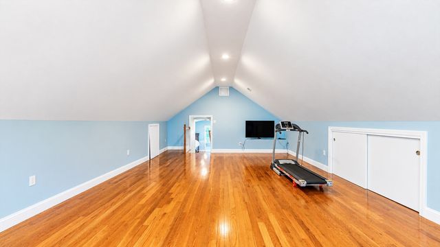 9 Fells Circle, Wellesley, MA 02482
