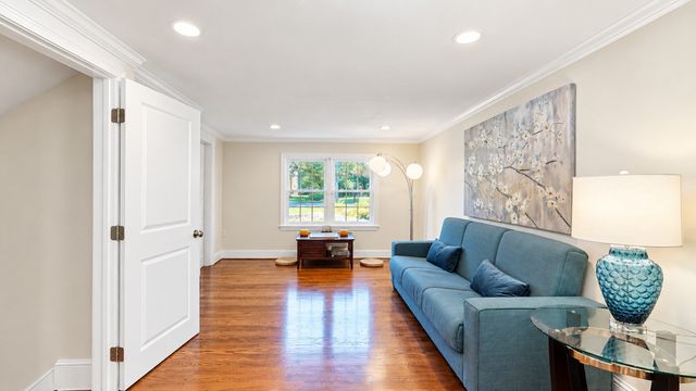 9 Fells Circle, Wellesley, MA 02482