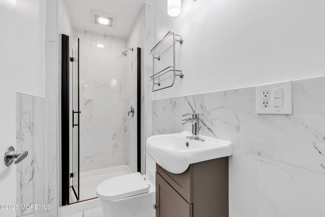 507 Harding Road 5, Freehold, NJ 07728