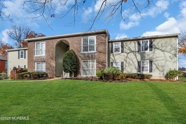 507 Harding Road 5, Freehold, NJ 07728