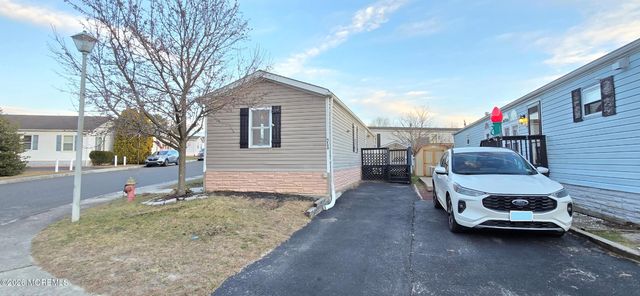 71 Seattle Slew Drive, Howell, NJ 07731