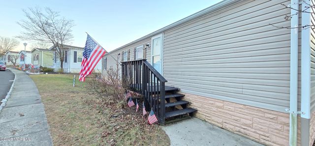 71 Seattle Slew Drive, Howell, NJ 07731