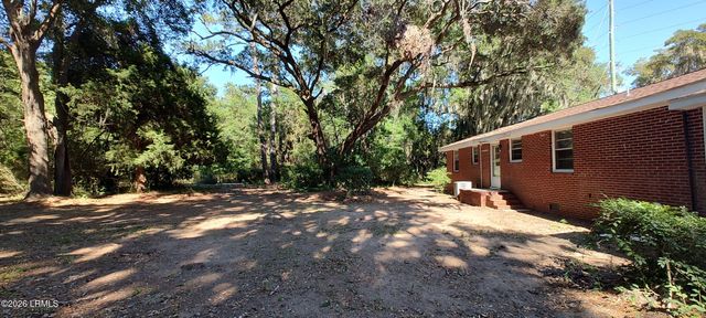 967 Sea Island Parkway, St. Helena Island, SC 29920