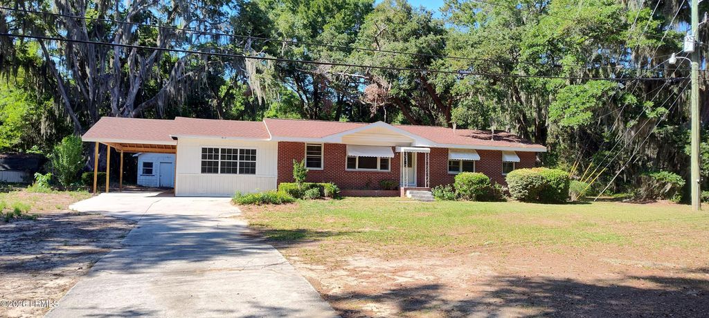 967 Sea Island Parkway, St. Helena Island, SC 29920