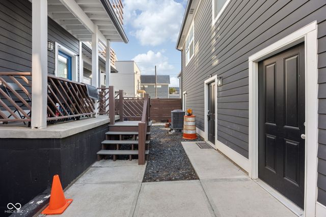 2038 Ruckle Street, Indianapolis, IN 46202
