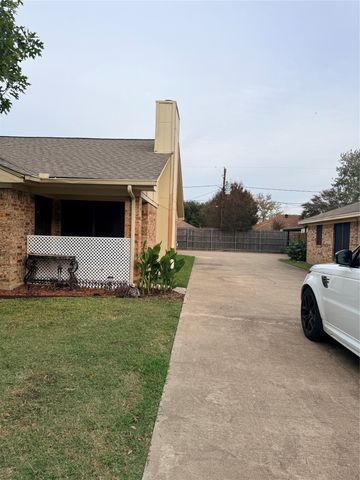 5728 Cancun Drive, North Richland Hills, TX 76180