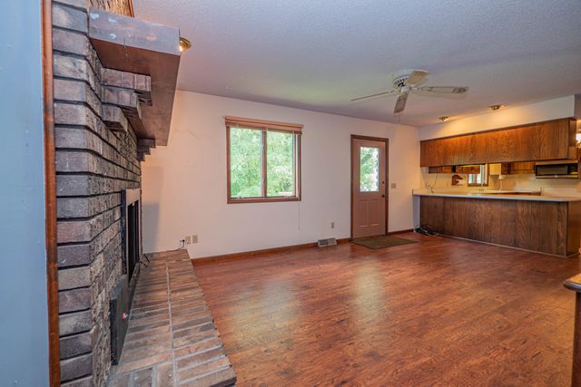 713 HOMESTEAD DR, Moberly, MO 65270
