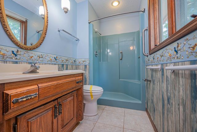 713 HOMESTEAD DR, Moberly, MO 65270
