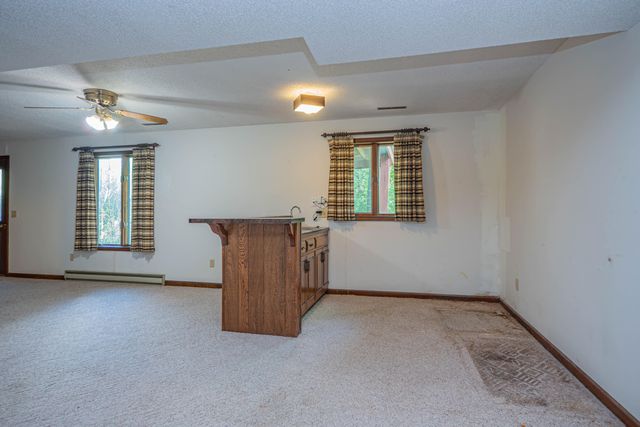 713 HOMESTEAD DR, Moberly, MO 65270