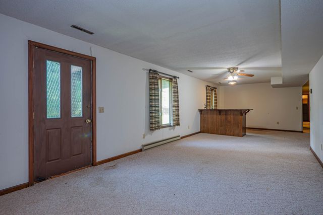 713 HOMESTEAD DR, Moberly, MO 65270
