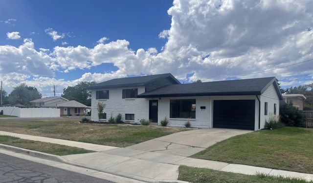 5822 S GOLDEN DR, Murray, UT 84123