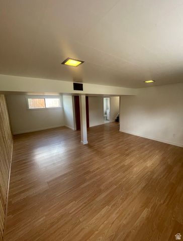 5822 S GOLDEN DR, Murray, UT 84123