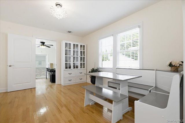 111 N 11th Street, New Hyde Park, NY 11040