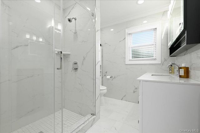 111 N 11th Street, New Hyde Park, NY 11040