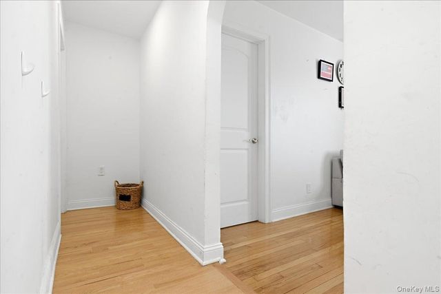 111 N 11th Street, New Hyde Park, NY 11040