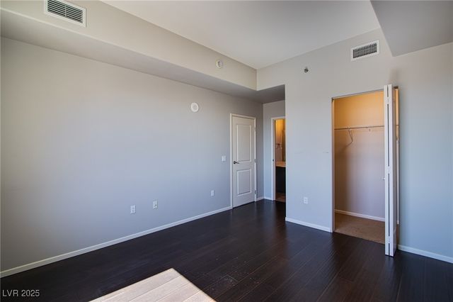 8255 Las Vegas Boulevard 1702, Las Vegas, NV 89123