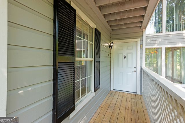 407 Natchez Trace, Sandy Springs, GA 30350