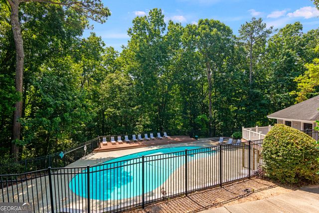 407 Natchez Trace, Sandy Springs, GA 30350