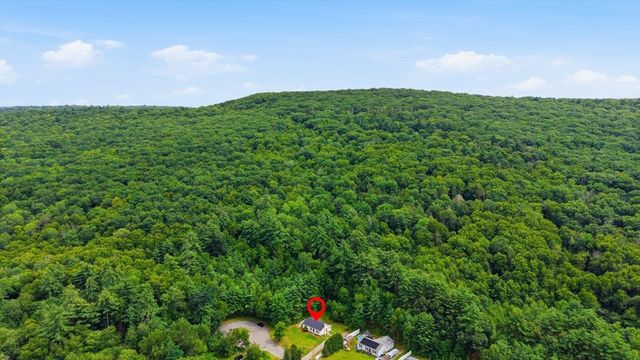 125 Glendale Cir, Ware, MA 01082