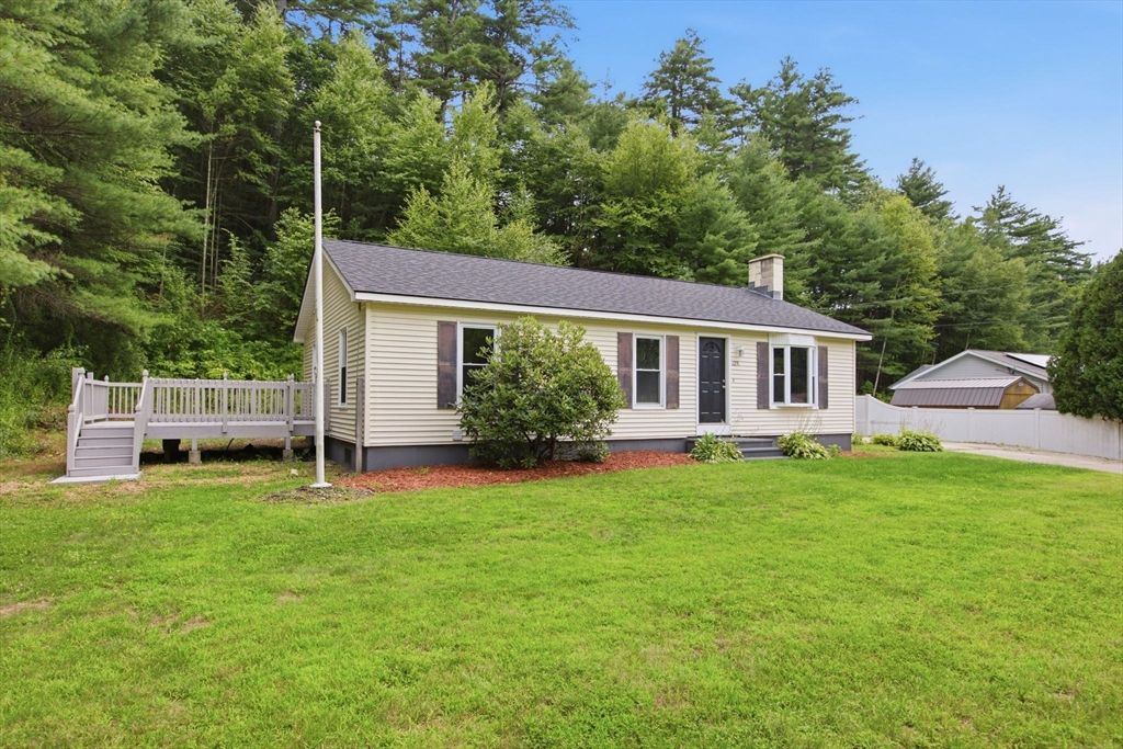 125 Glendale Cir, Ware, MA 01082
