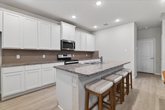 2200 Davenport Drive, Denton, TX 76207