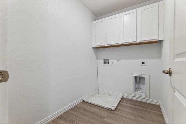 2200 Davenport Drive, Denton, TX 76207