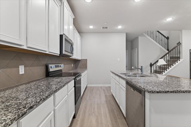 2200 Davenport Drive, Denton, TX 76207