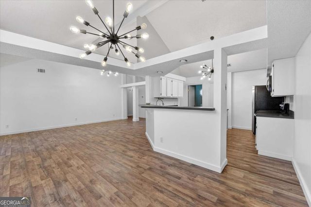 6 English Saddle Court, Savannah, GA 31406