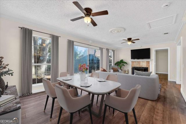 6 English Saddle Court, Savannah, GA 31406