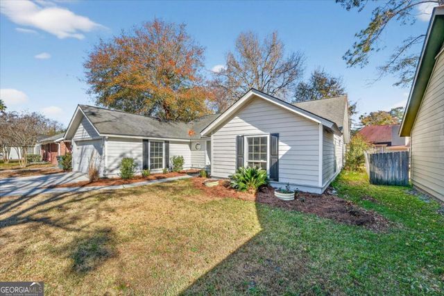 6 English Saddle Court, Savannah, GA 31406
