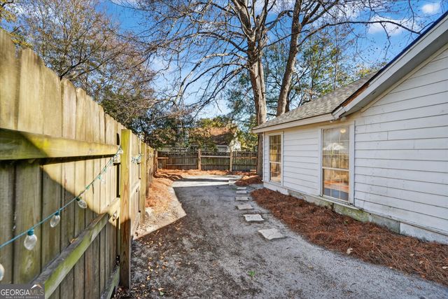 6 English Saddle Court, Savannah, GA 31406