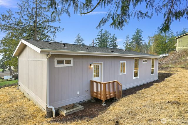 4772 Beach Lane, Ferndale, WA 98248