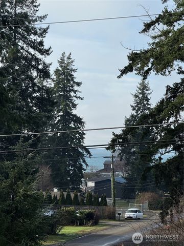 4772 Beach Lane, Ferndale, WA 98248