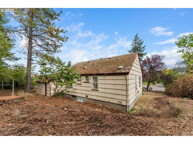 3148 WILLAMETTE St, Eugene, OR 97405