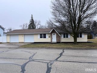 912 Phillip Street, Auburn, IN 46706