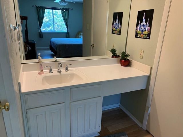 8210 Bent Tree 226, Austin, TX 78759