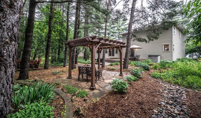 452 Spruce Street, Shakopee, MN 55379