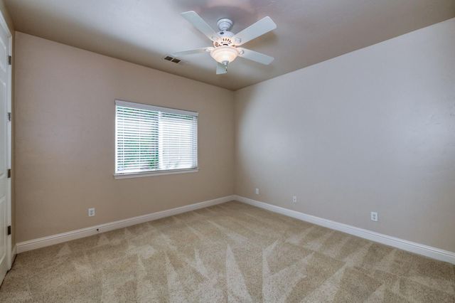 10746 N Falcon Faire Drive, Fresno, CA 93730