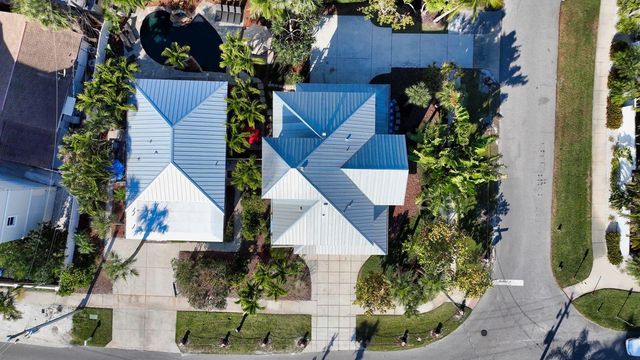 5610 AVENIDA DEL MARE, Sarasota, FL 34242