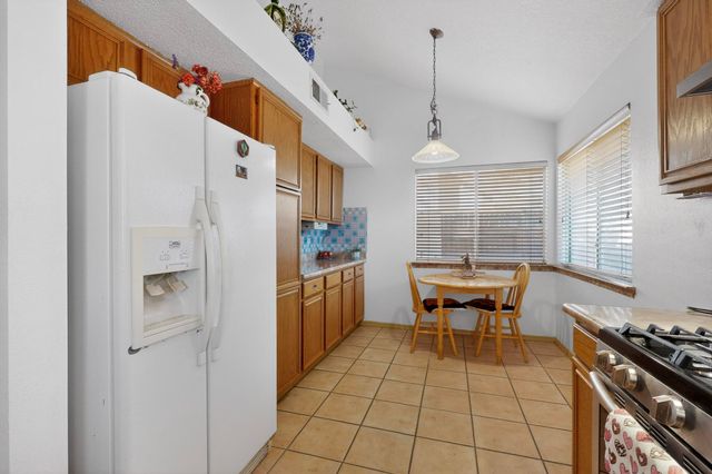 7824 Snowberry Street NW, Albuquerque, NM 87120