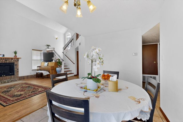 7824 Snowberry Street NW, Albuquerque, NM 87120