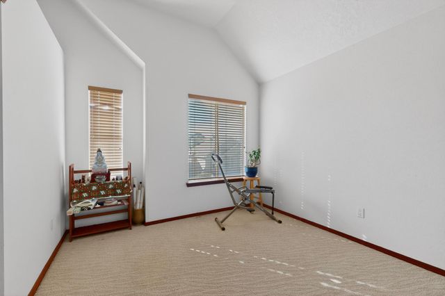 7824 Snowberry Street NW, Albuquerque, NM 87120