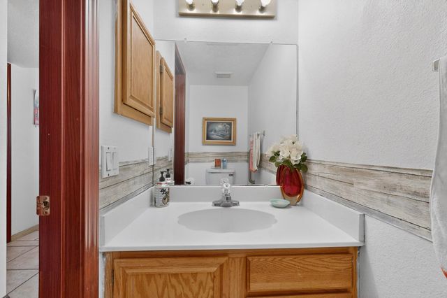 7824 Snowberry Street NW, Albuquerque, NM 87120