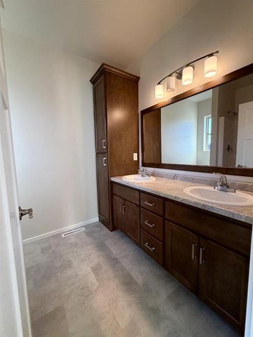 N9316 GEMSTONE COURT, Appleton, WI 54915