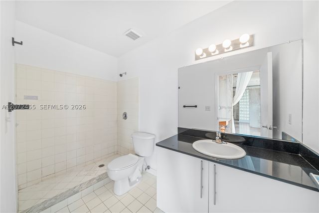 444 NE 30th St 702, Miami, FL 33137