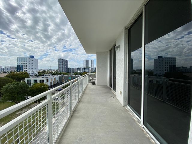 444 NE 30th St 702, Miami, FL 33137
