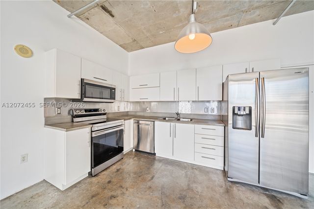 444 NE 30th St 702, Miami, FL 33137